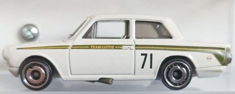 Hot Wheels HYW46 Lotus Cortina 2025 Ivory – photo de la communauté