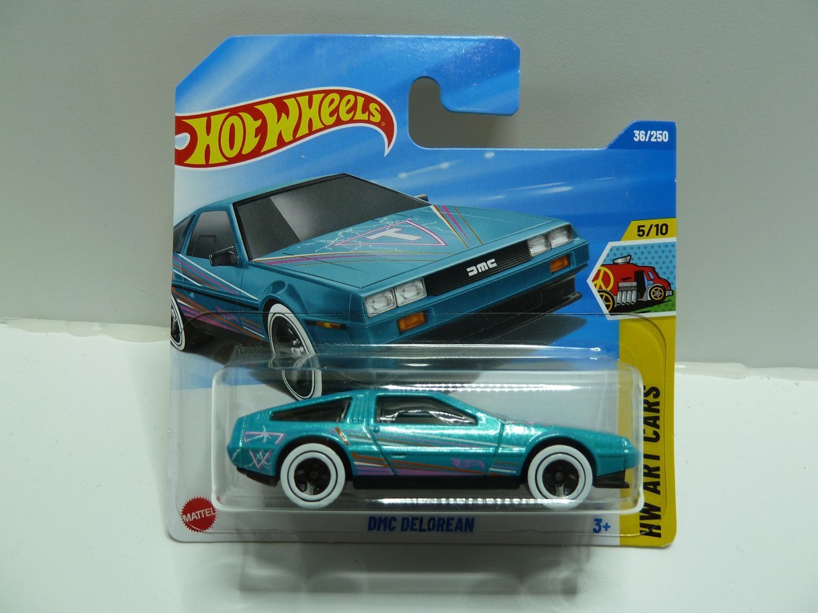 Hot Wheels HYX59 DMC DeLorean 2025 Turquoise Pearl – photo de la communauté