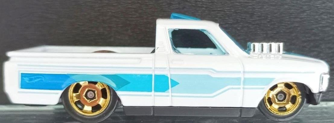 Hot Wheels HTD75 Custom '72 Chevy LUV 2024 White – foto della community