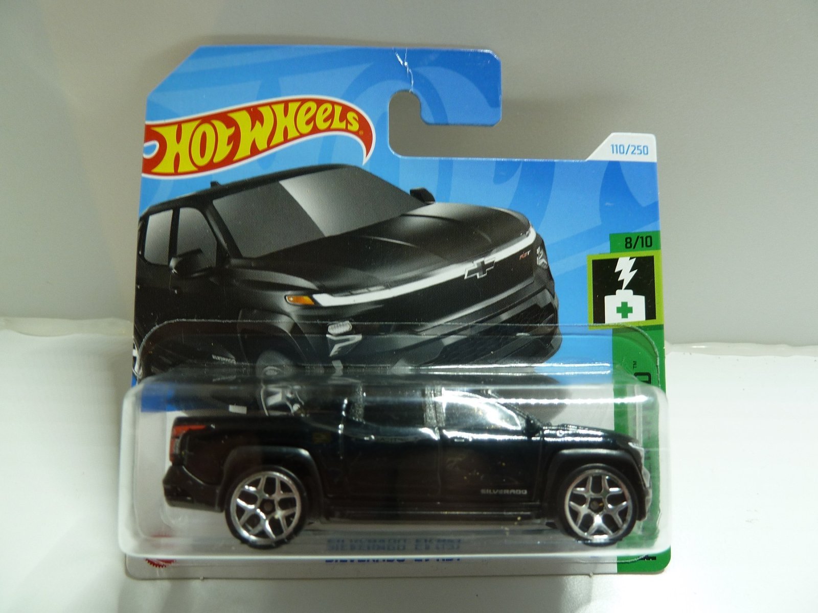 Hot Wheels Silverado EV RST 2024 – collector photo
