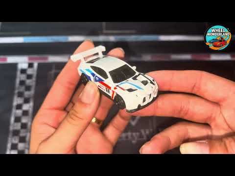 Hot Wheels JNG69 BMW M4 GT3 2026 White – image extraite de l’unboxing
