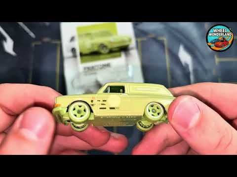 Hot Wheels Custom '69 Volkswagen Squareback – Standbild aus dem Unboxing